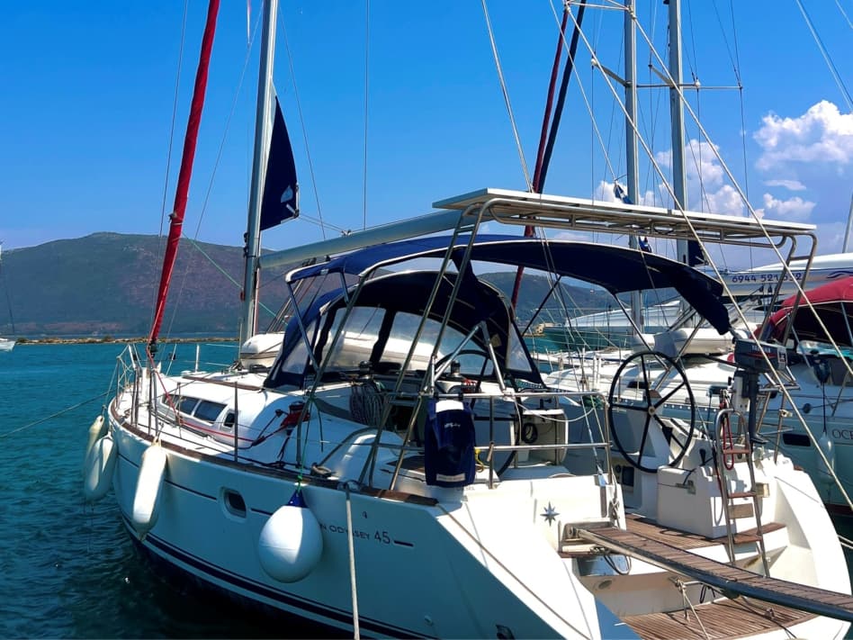 Sun Odyssey 45 - photo