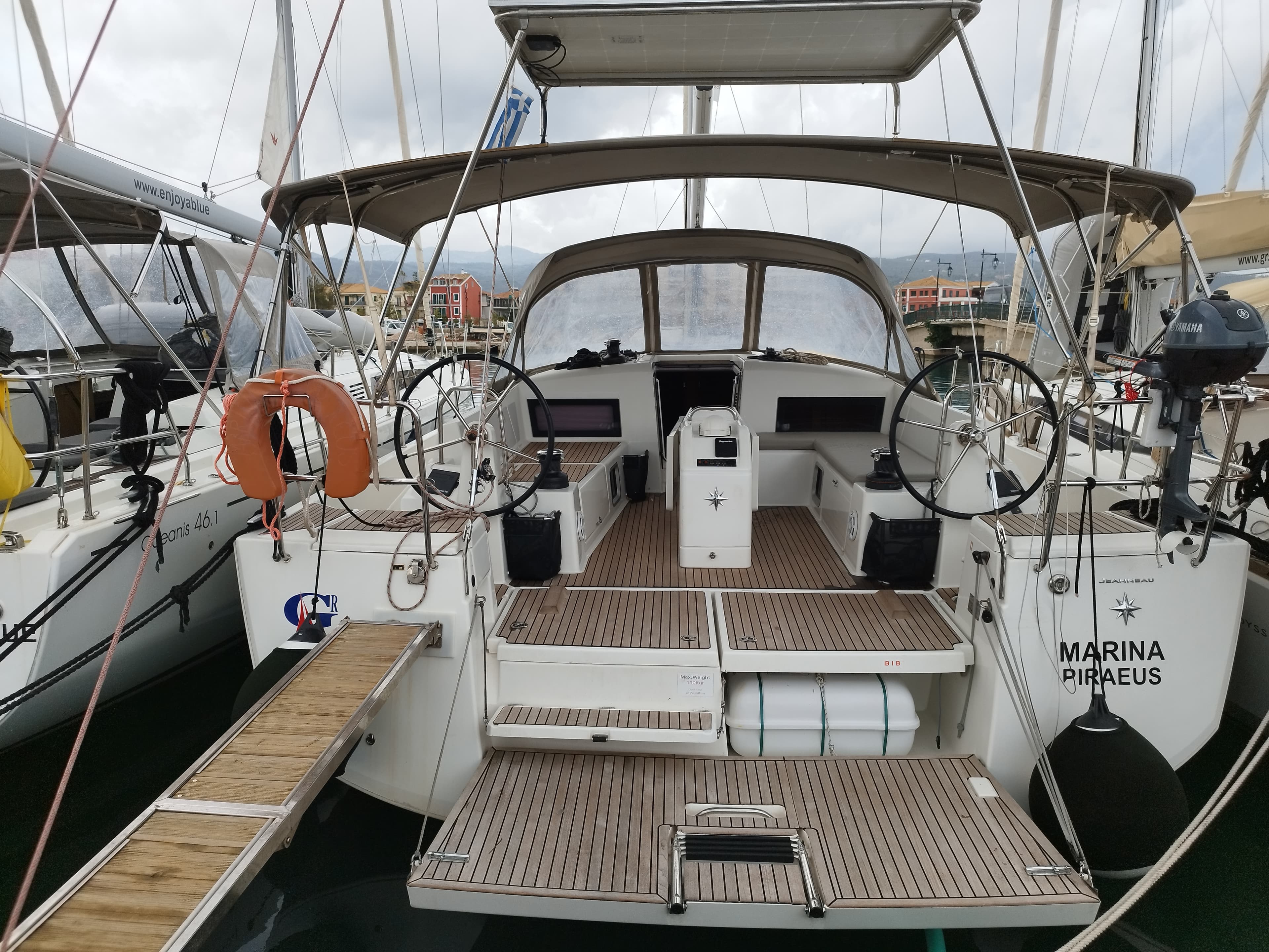 Sun Odyssey 490 - photo